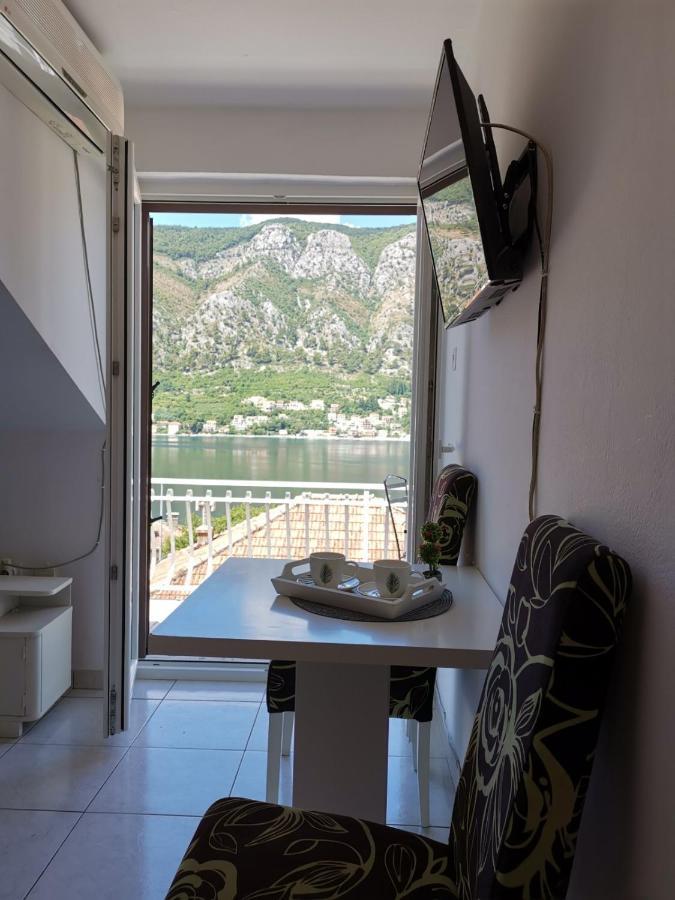Apartments Coso Zlatne Njive Bb Kotor Dış mekan fotoğraf
