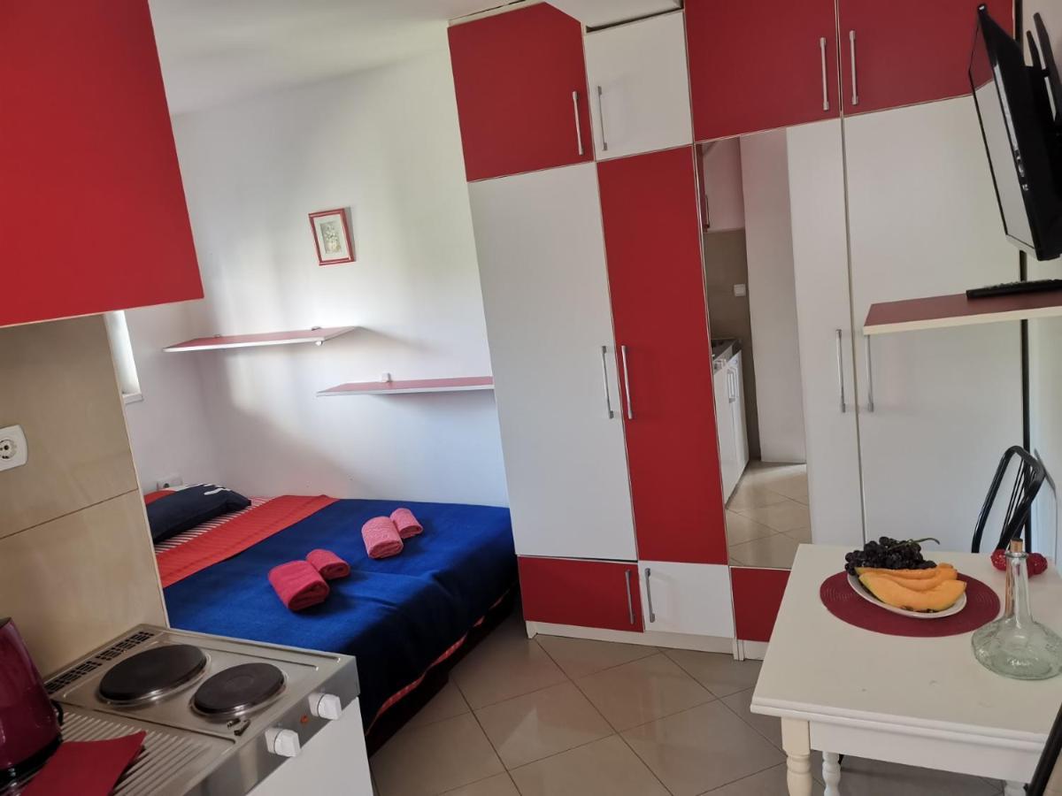 Apartments Coso Zlatne Njive Bb Kotor Dış mekan fotoğraf